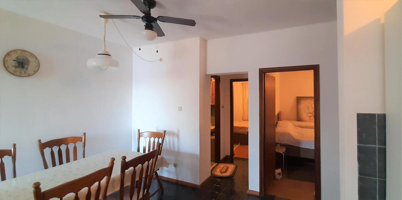 Apartment Ena By The Sea Prizba