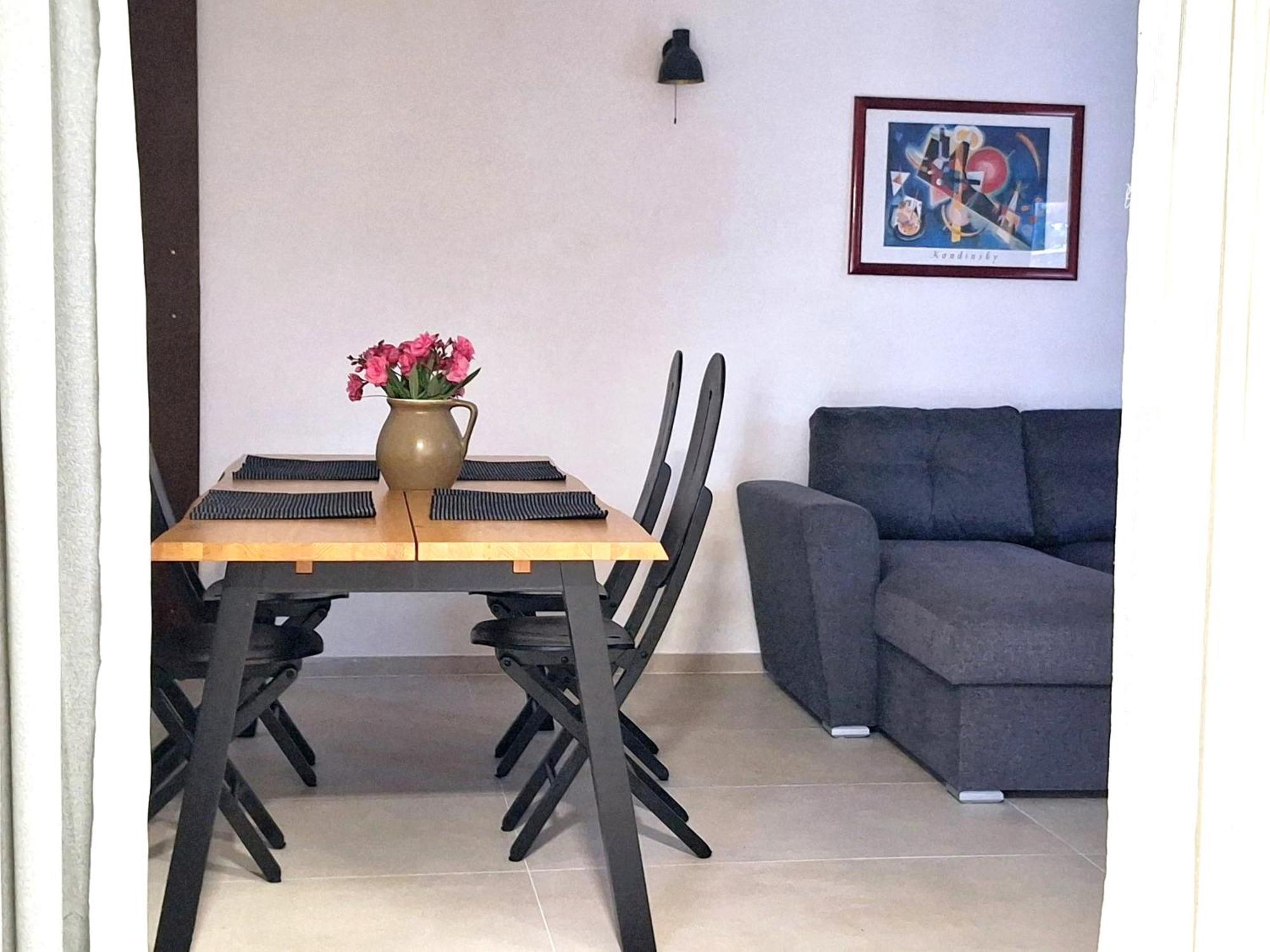 Apartment Ena By The Sea Prizba